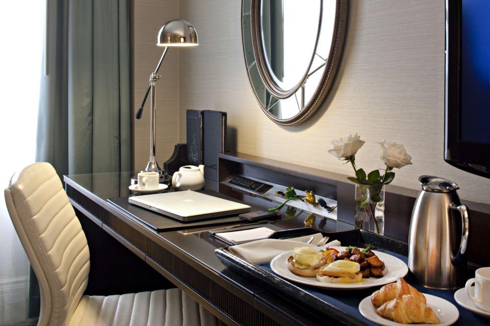 Delta By Marriott Bessborough Hotel